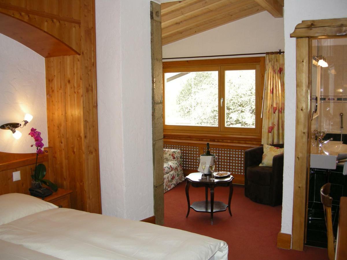 De La Truite & Le Petit Nautilus 3* Le Pont